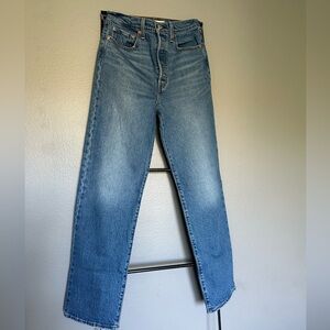 Levi’s 501 Ribcage Straight Levi’s Jeans 27